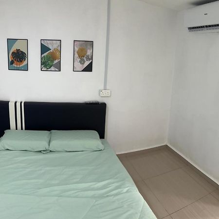Sungai Endau Bilik Homestay Kuala Rompin Eksteriør bilde