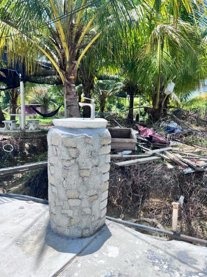 Sungai Endau Bilik Homestay Kuala Rompin Eksteriør bilde